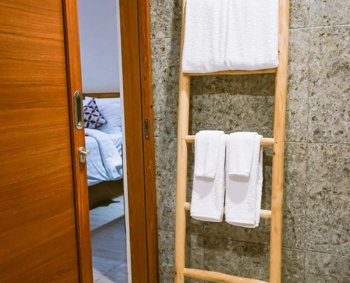 Apartment Hokyy Accommodation Ubud  Indonesia